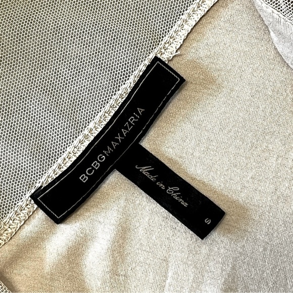 BCBGMaxAzria Eniko Hi Low Sheer Back Sleeveless Tee. Light Stone Size S #1359 - Picture 6 of 7